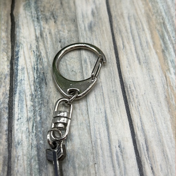 ⭐️🌸Vintage Tasmanian Devil cartoon keychain looney toons Y2K - Picture 4 of 7